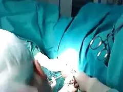 زن کانال رمان های سکسی زیبا در تاکسی جعلی راننده را fucks می کند
